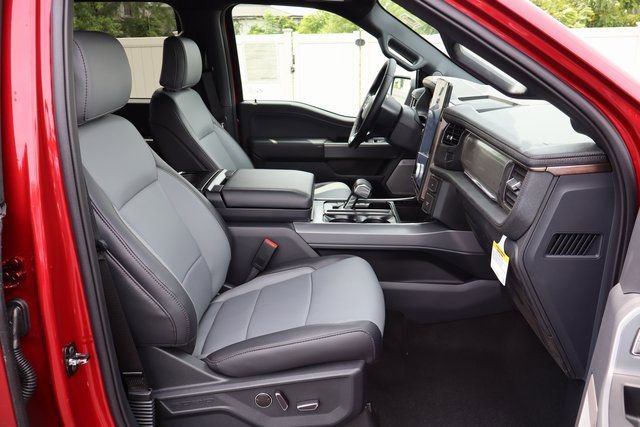 New 2025 Ford F150 Lightning Lariat w/ Max Trailer Tow Package AWD/4WD image 39