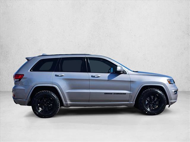 Used 2021 Jeep Grand Cherokee Laredo X RWD image 4