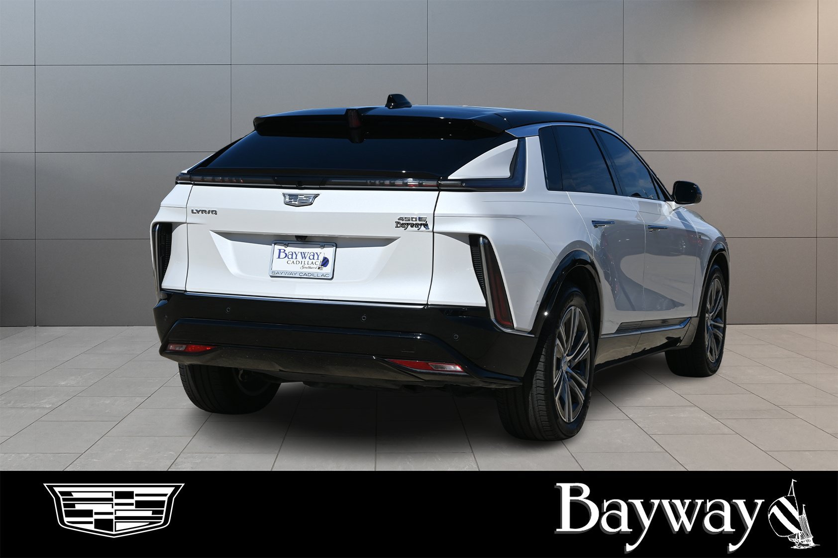Certified 2025 Cadillac Lyriq Luxury w/ LPO, Floor Liner Package RWD image 5