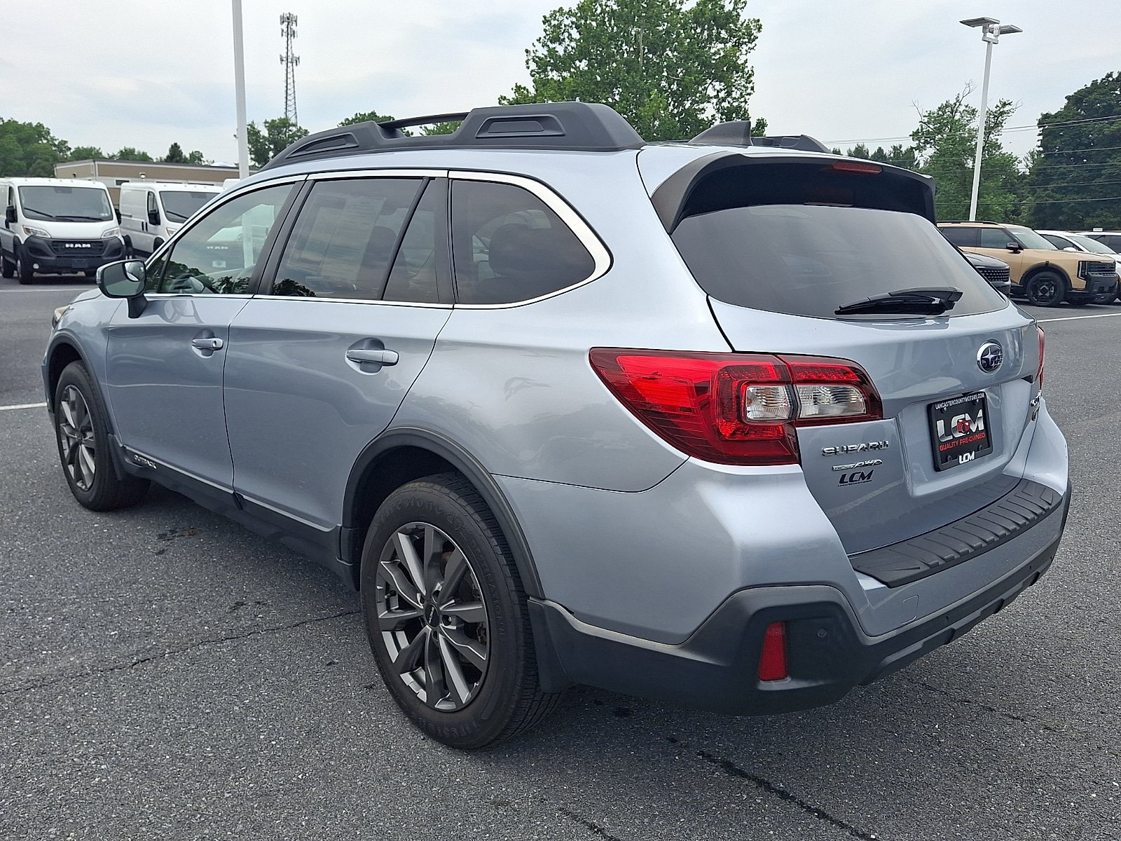 Used 2018 Subaru Outback 2.5i Limited AWD/4WD image 6