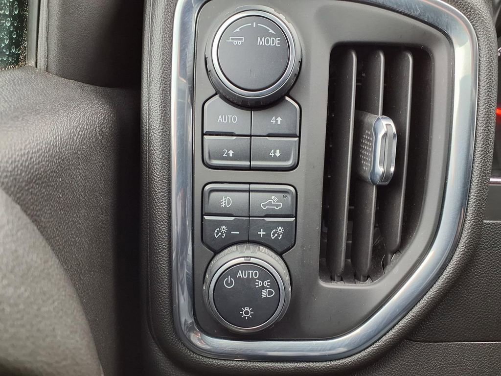 Used 2020 Chevrolet Silverado 1500 RST w/ All-Star Edition AWD/4WD image 18