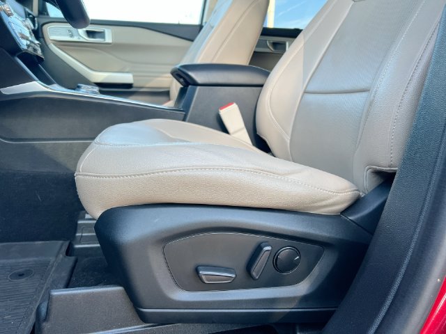 Used 2021 Ford Explorer Limited w/ Equipment Group 301A RWD image 23