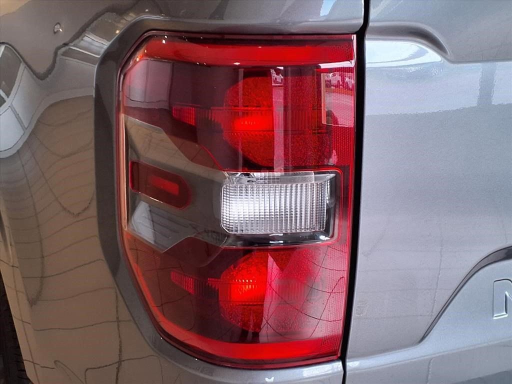 Used 2024 Ford Maverick Lariat w/ Black Appearance Package image 27