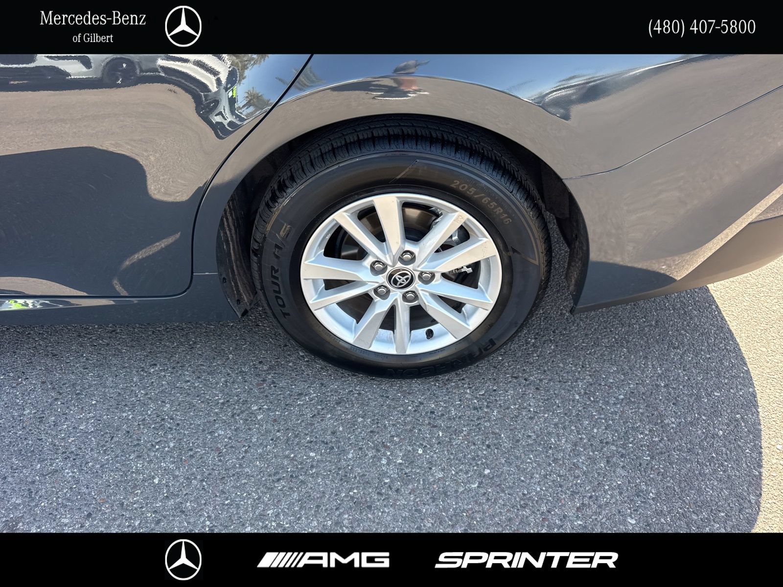 Used 2025 Toyota Camry LE FWD image 6