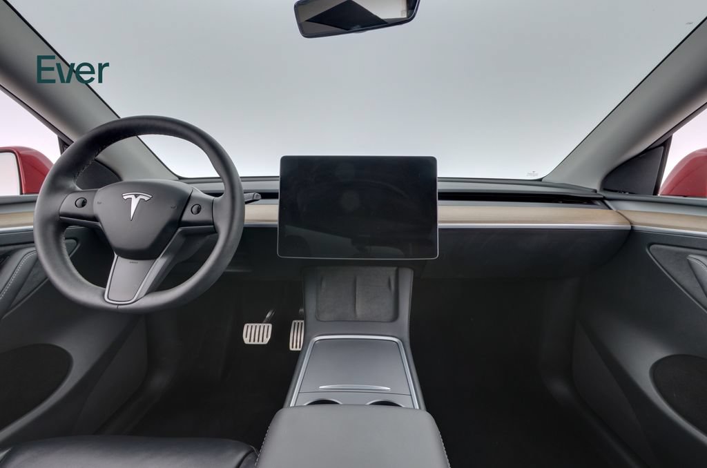 Used 2023 Tesla Model Y Long Range AWD/4WD image 26