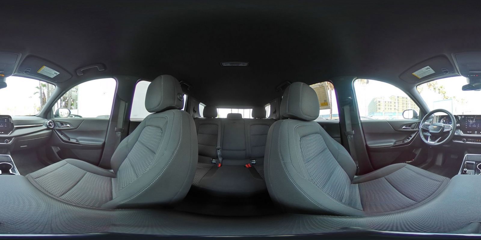 Used 2025 Chevrolet Equinox LT image 41