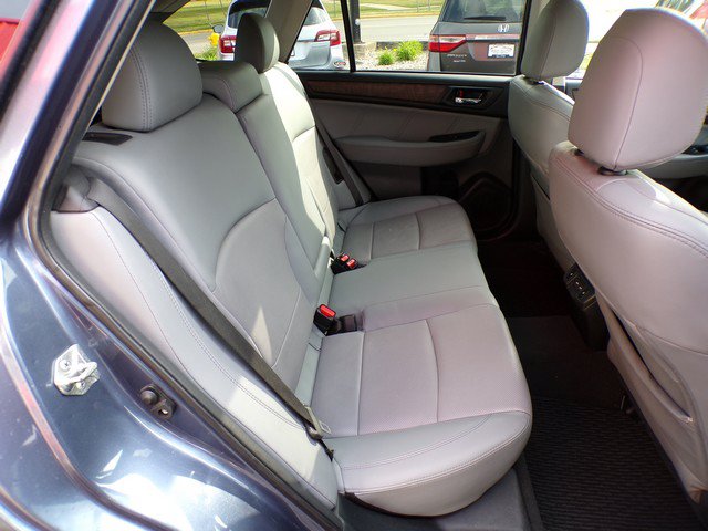 Used 2018 Subaru Outback 2.5i Limited AWD/4WD image 19