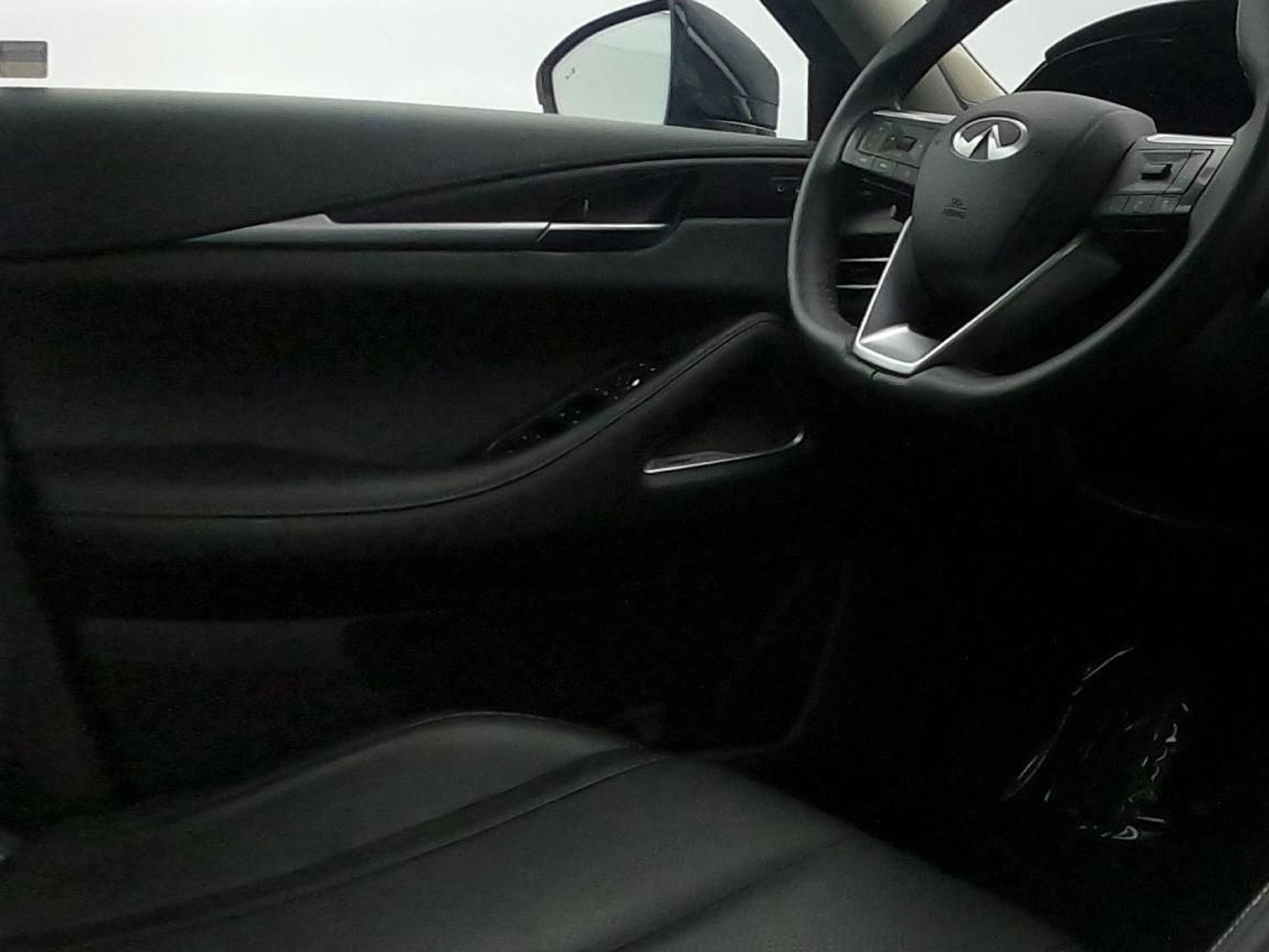 Used 2024 INFINITI QX60 Sensory AWD/4WD image 25