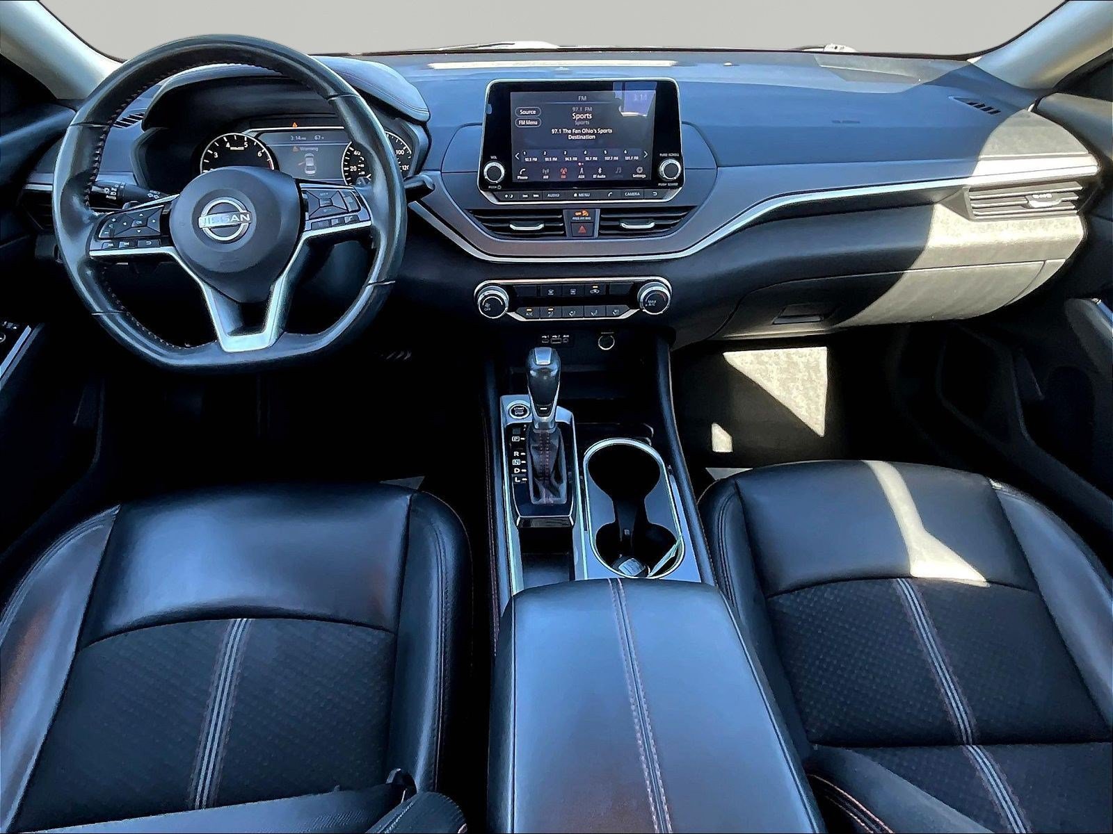 Used 2024 Nissan Altima 2.5 SR FWD image 7