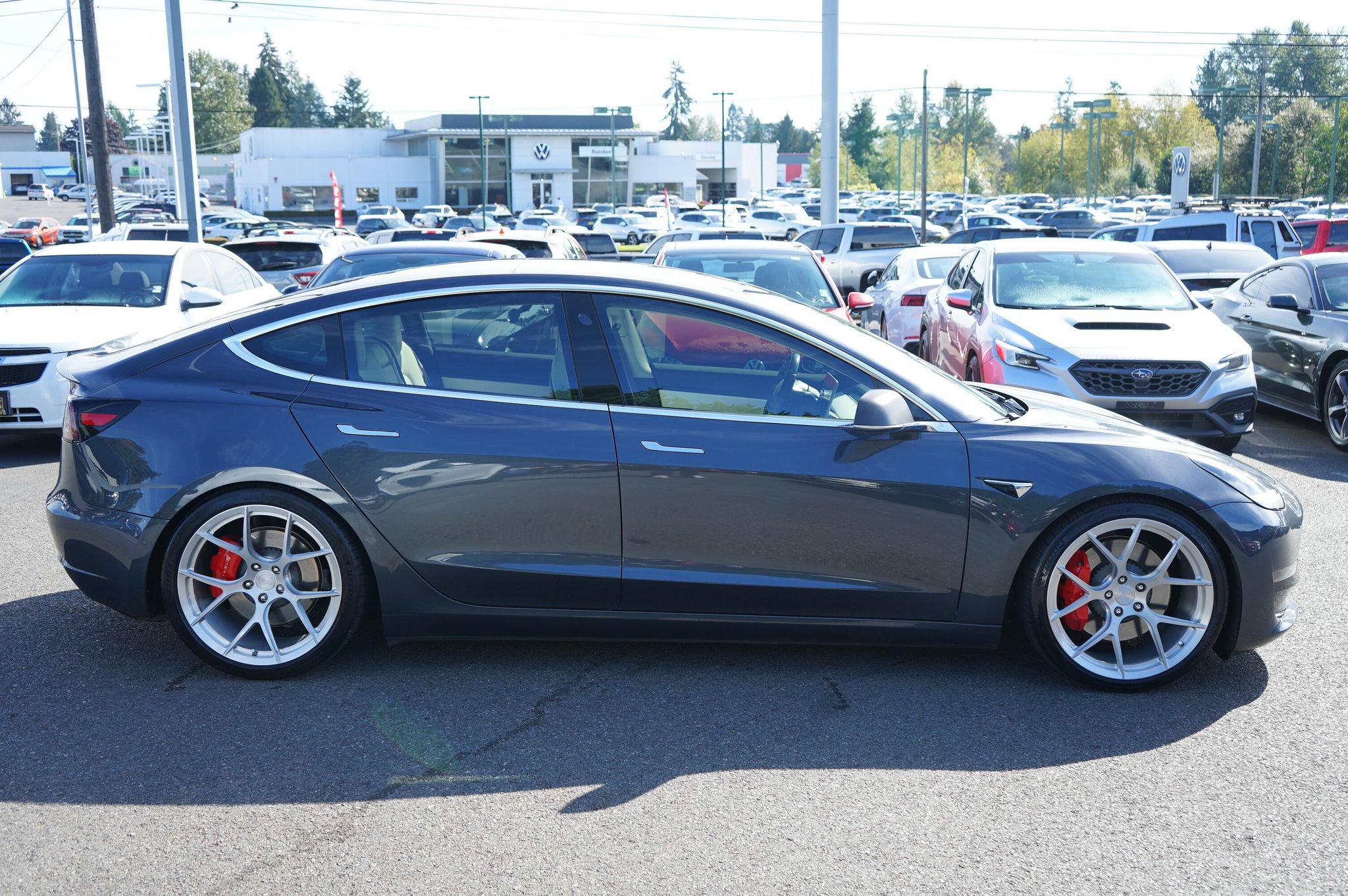 Used 2018 Tesla Model 3 Long Range AWD/4WD image 6
