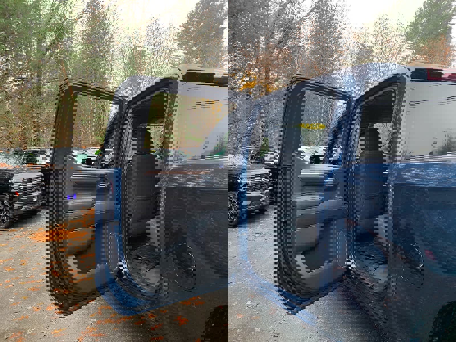 Used 2023 Chevrolet Silverado 1500 LT image 32