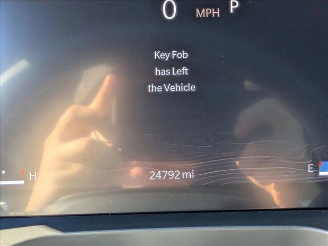 Used 2022 Jeep Grand Cherokee L Laredo image 11