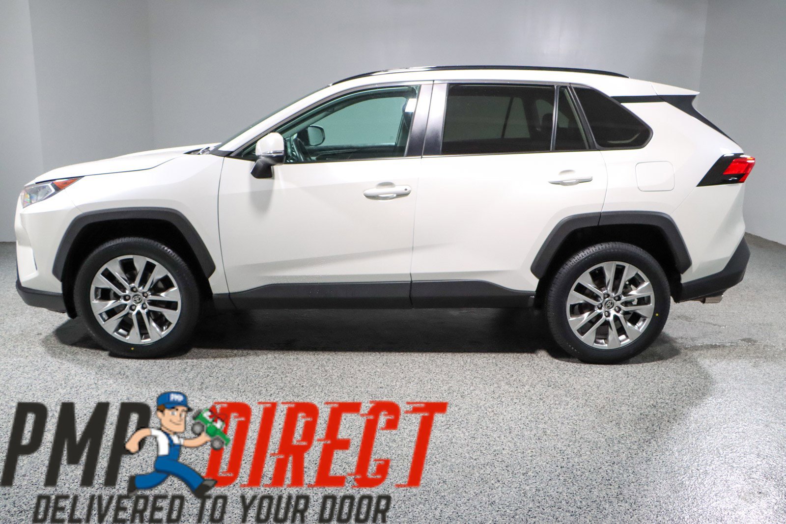 Used 2021 Toyota RAV4 XLE Premium image 10