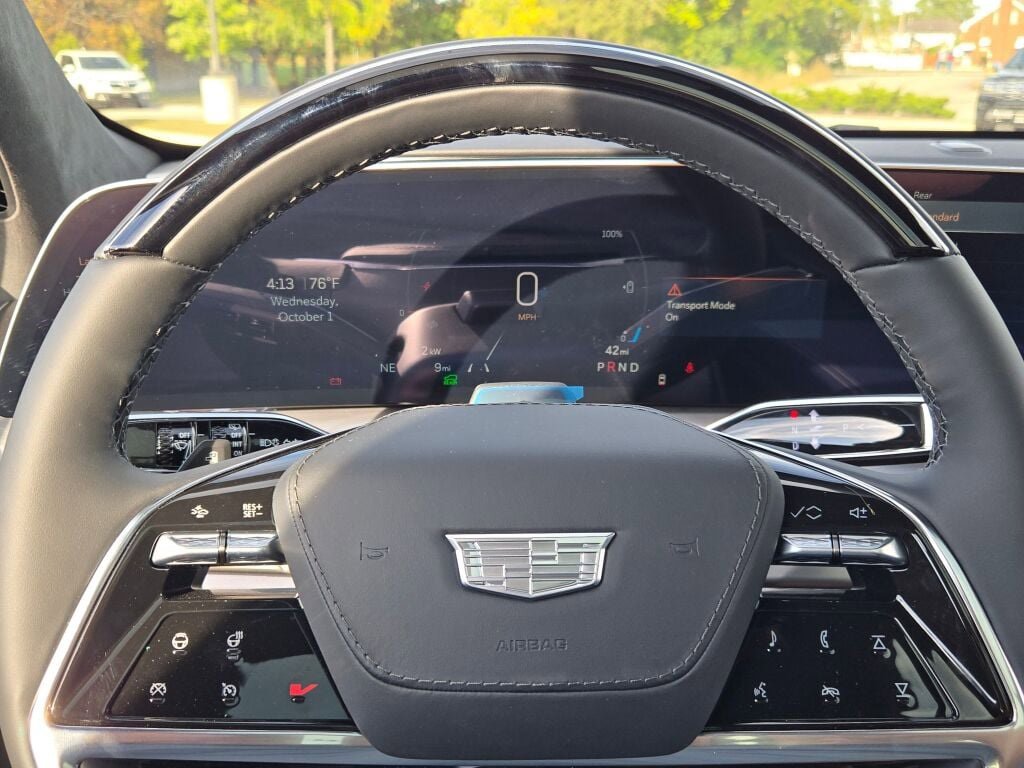 New 2026 Cadillac Vistiq Premium Luxury w/ LPO, Floor Liner Package image 35