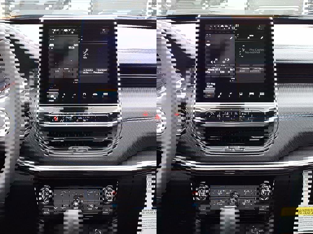 New 2026 Jeep Compass Limited image 8