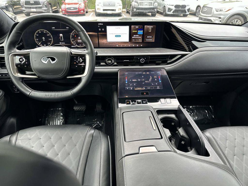 Used 2025 INFINITI QX80 Autograph w/ Autograph Exterior Package AWD/4WD image 13