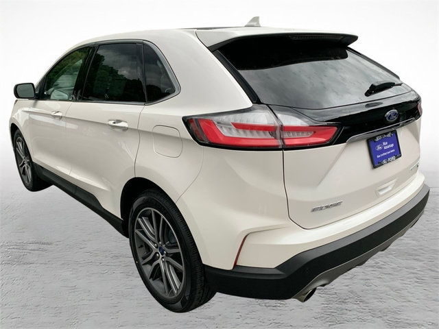 Certified 2019 Ford Edge Titanium w/ Cold Weather Package AWD/4WD image 4