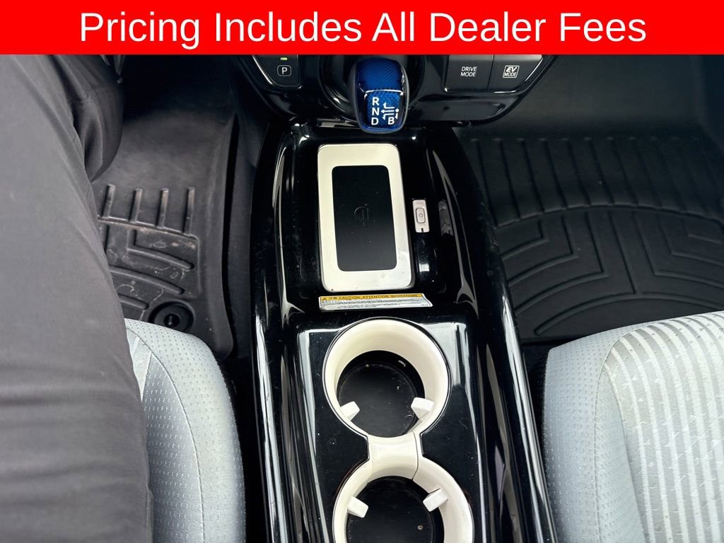 Used 2018 Toyota Prius Three FWD image 10