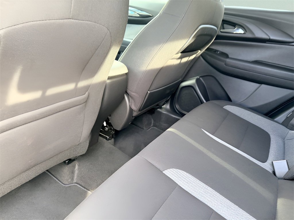 Used 2025 Chevrolet TrailBlazer LT image 31
