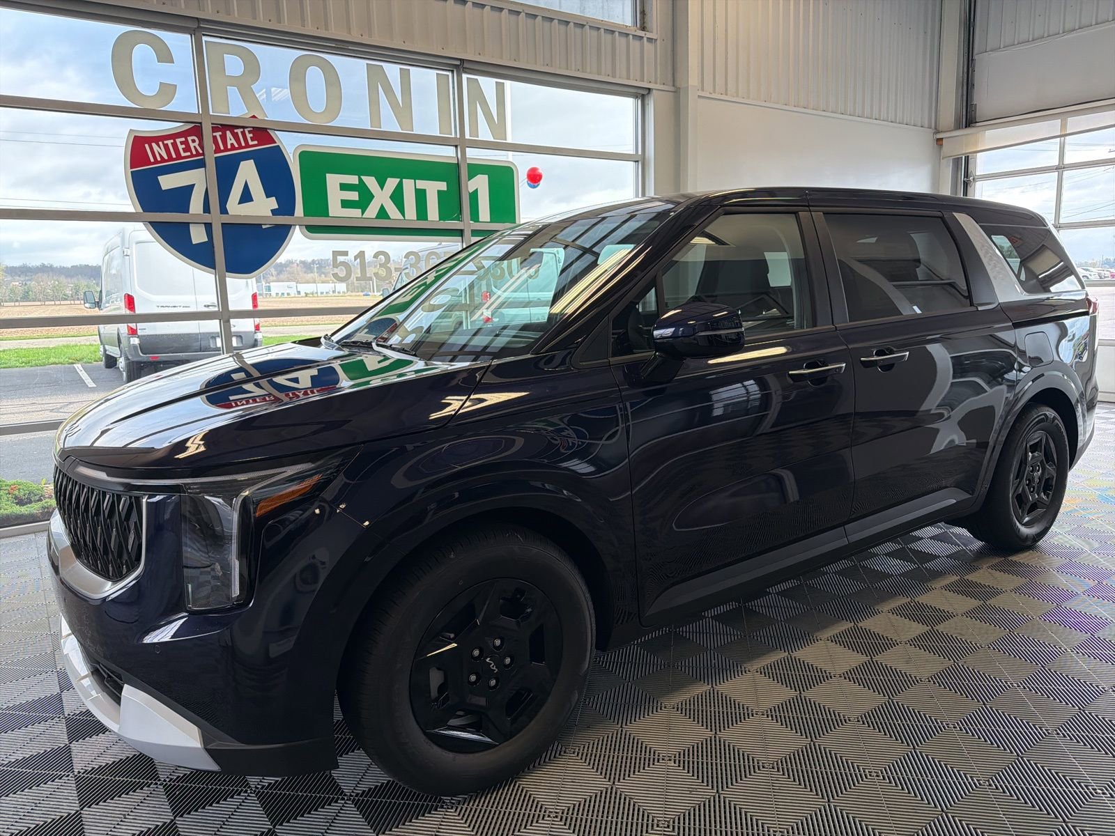 New 2026 Kia Carnival LX image 3