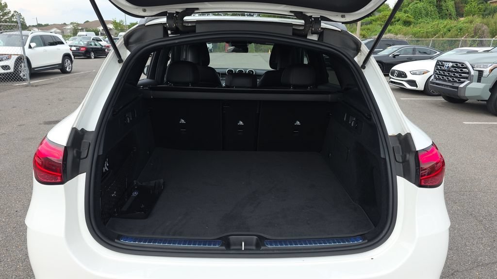 Certified 2025 Mercedes-Benz GLC 300 4MATIC image 9