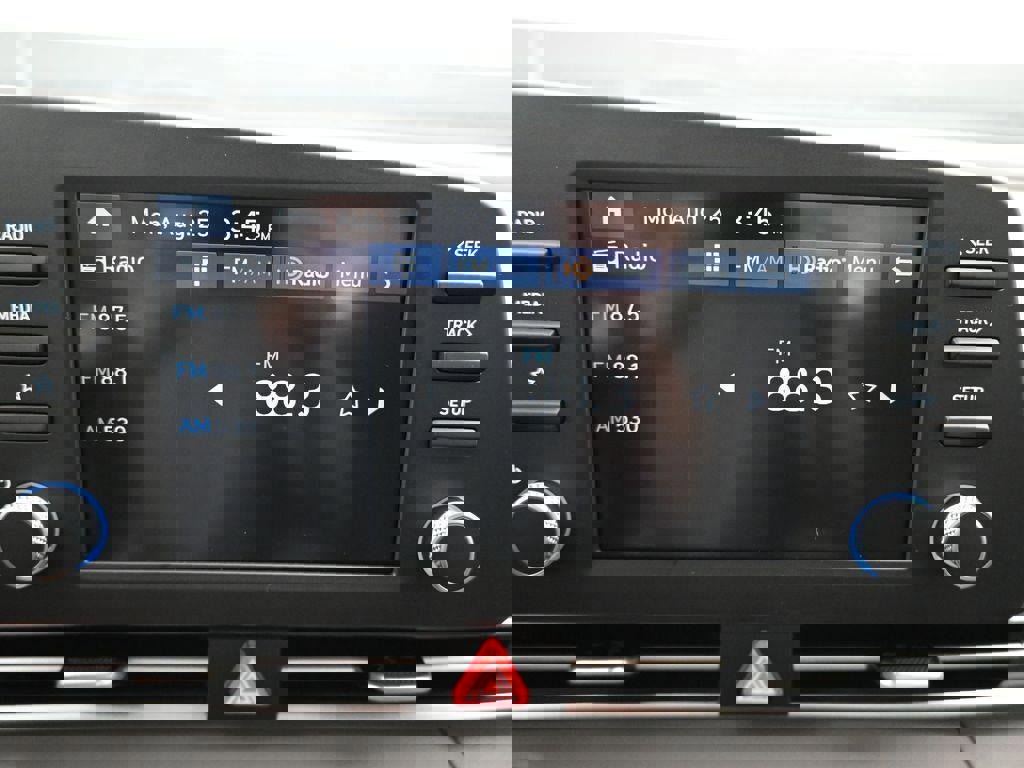 New 2025 Hyundai Elantra Sport image 11