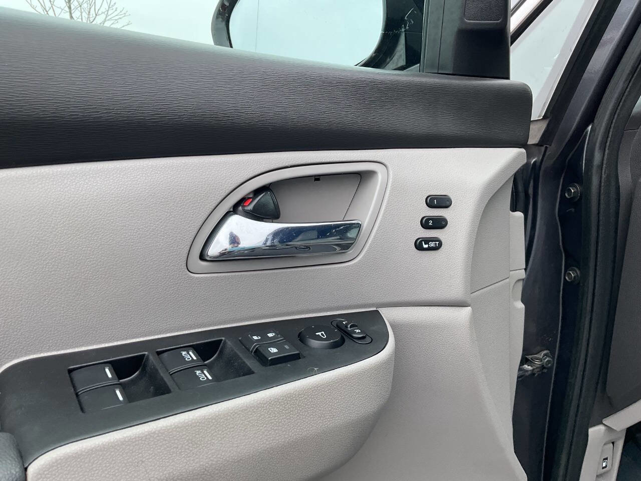 Used 2017 Honda Odyssey Touring Elite image 29