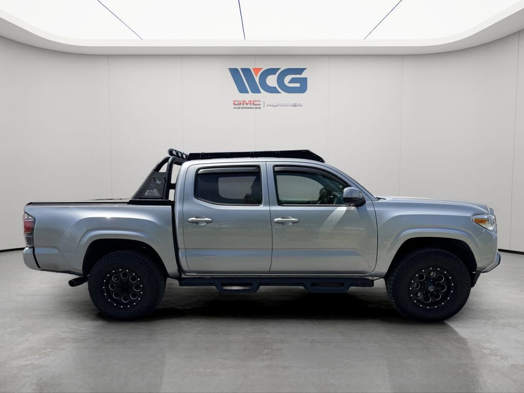 Used 2021 Toyota Tacoma SR AWD/4WD image 3