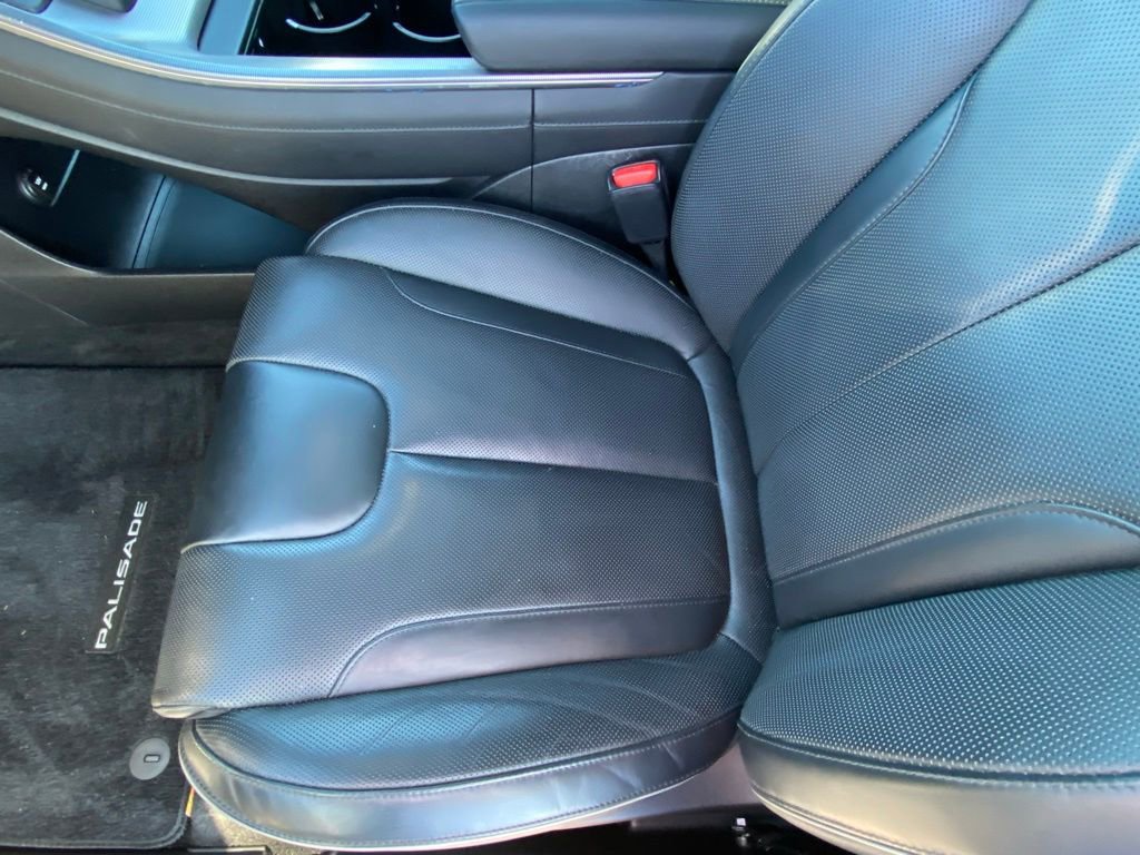 Used 2024 Hyundai Palisade Calligraphy image 21