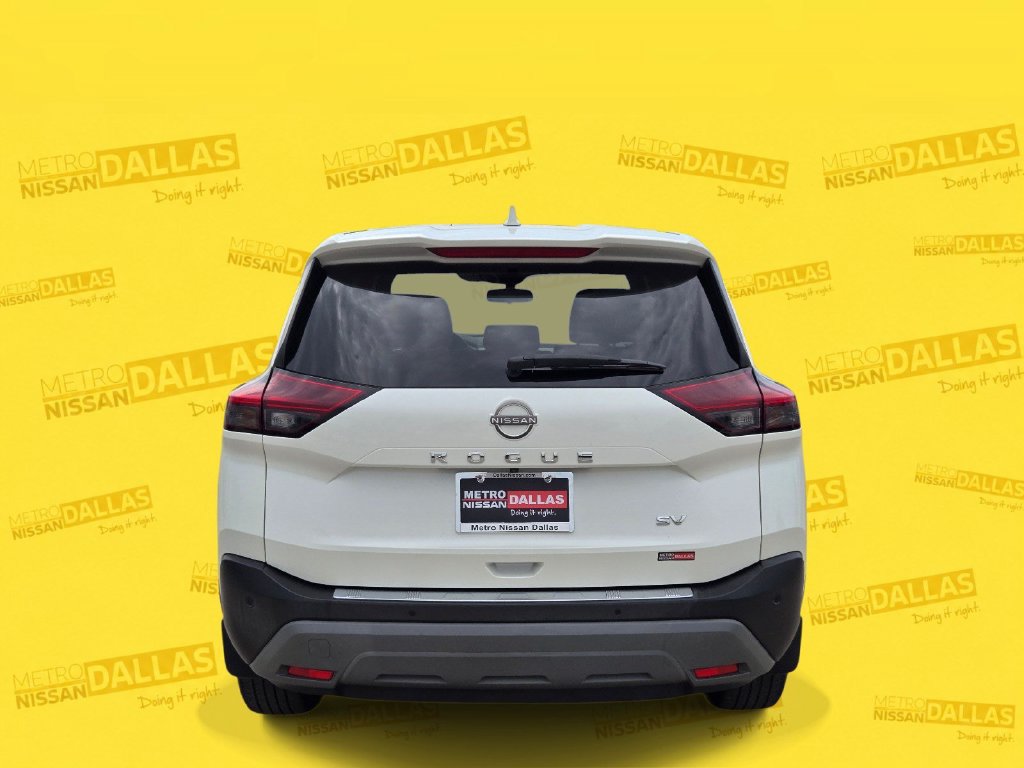 Certified 2023 Nissan Rogue SV FWD image 5