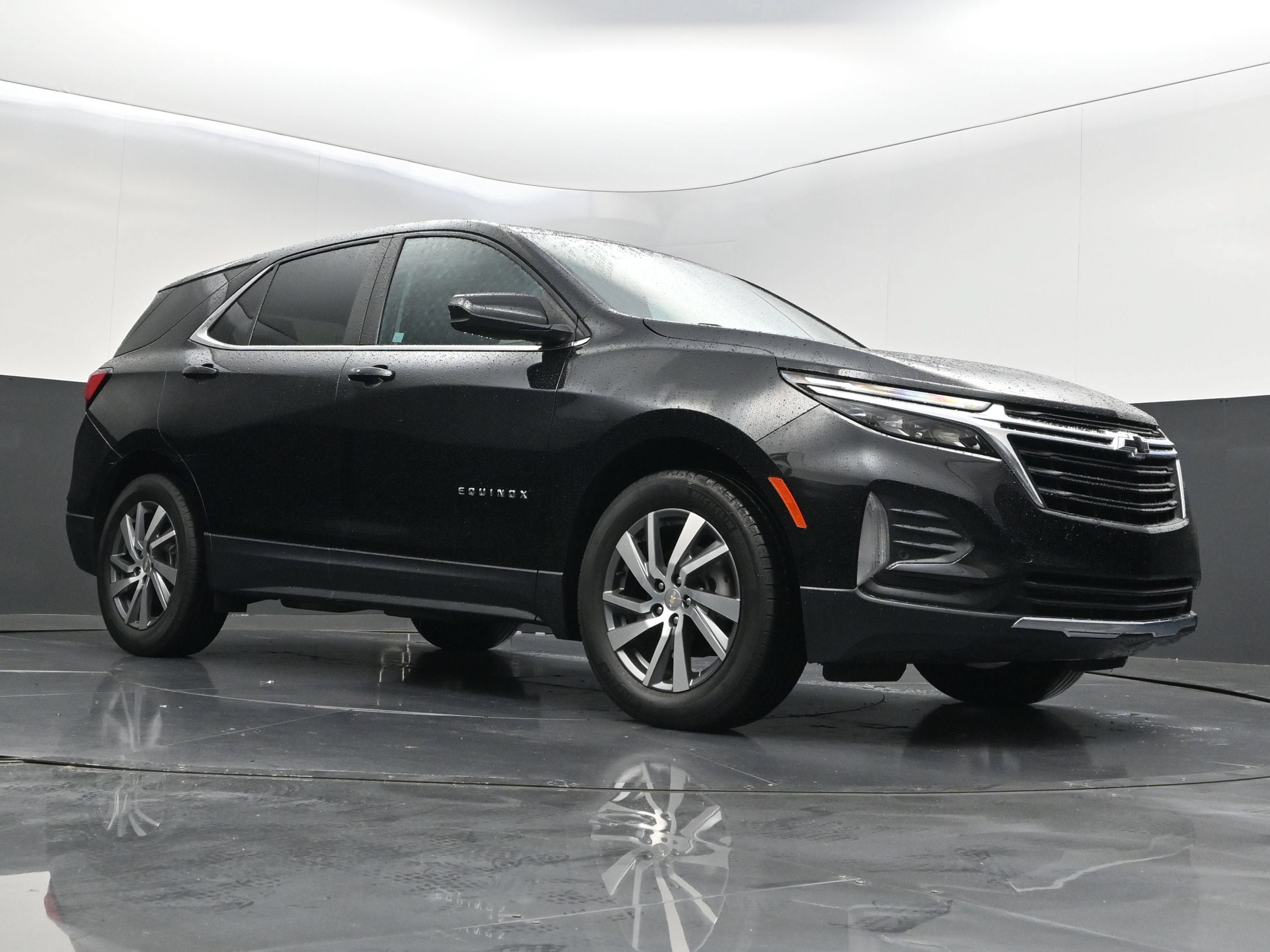 Used 2022 Chevrolet Equinox LT FWD image 38