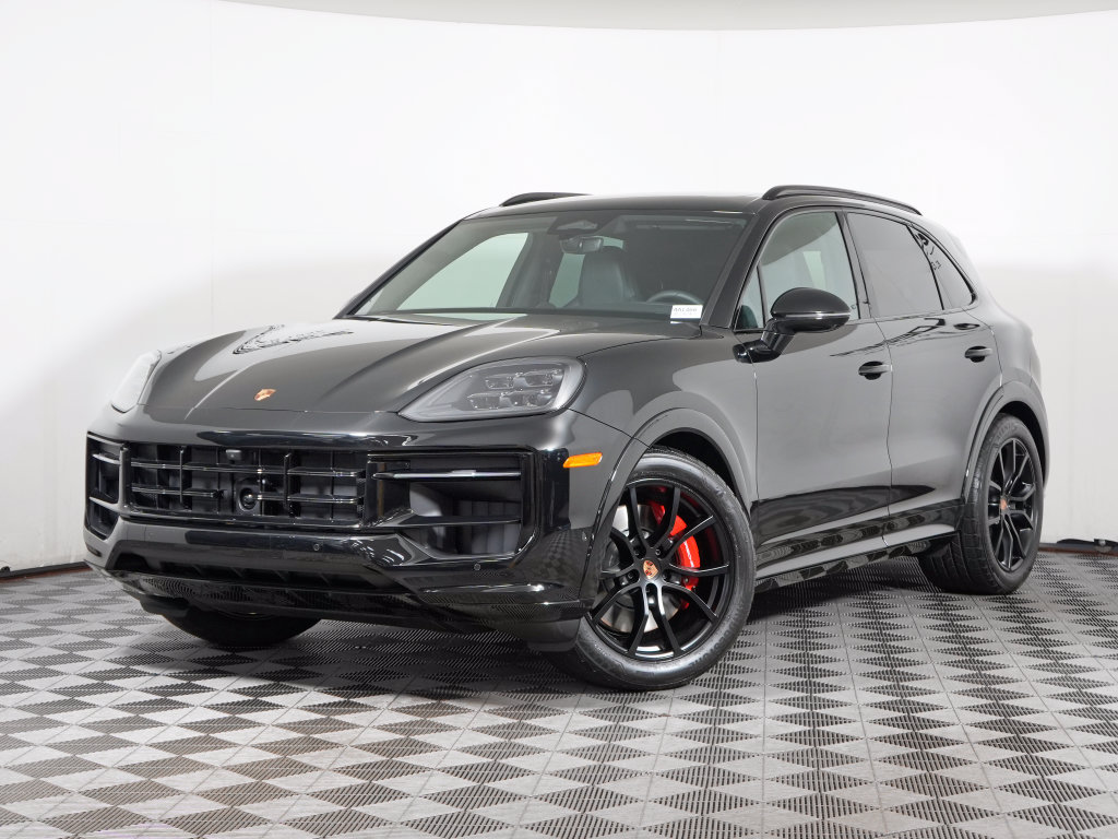 New 2026 Porsche Cayenne GTS AWD/4WD image 1