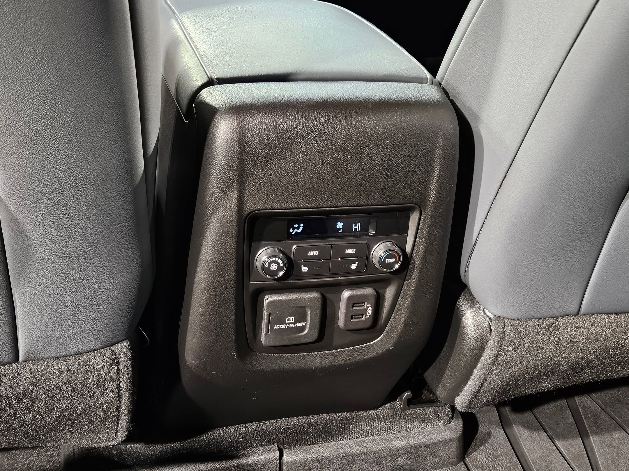 Used 2023 Buick Enclave Premium w/ Experience Buick Package image 39