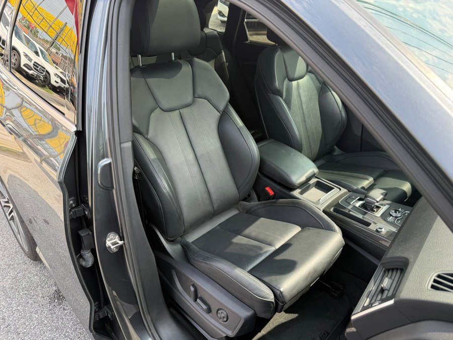 Used 2018 Audi SQ5 Prestige w/ Prestige Package AWD/4WD image 8