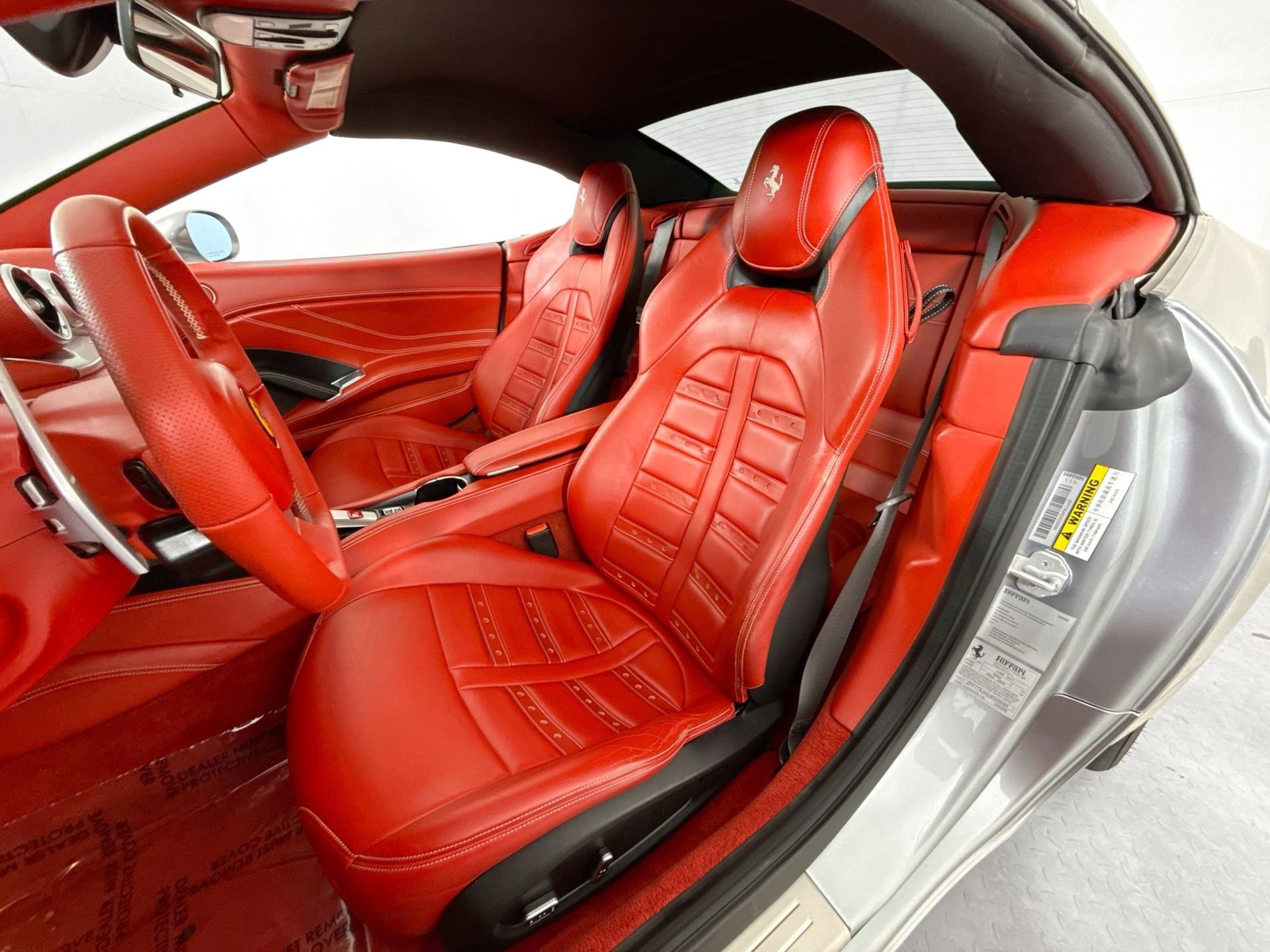 Certified 2018 Ferrari California T image 9