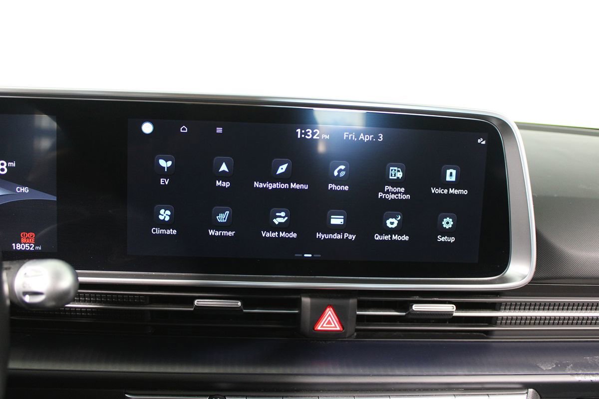 Used 2024 Hyundai Ioniq 6 SE AWD/4WD image 14