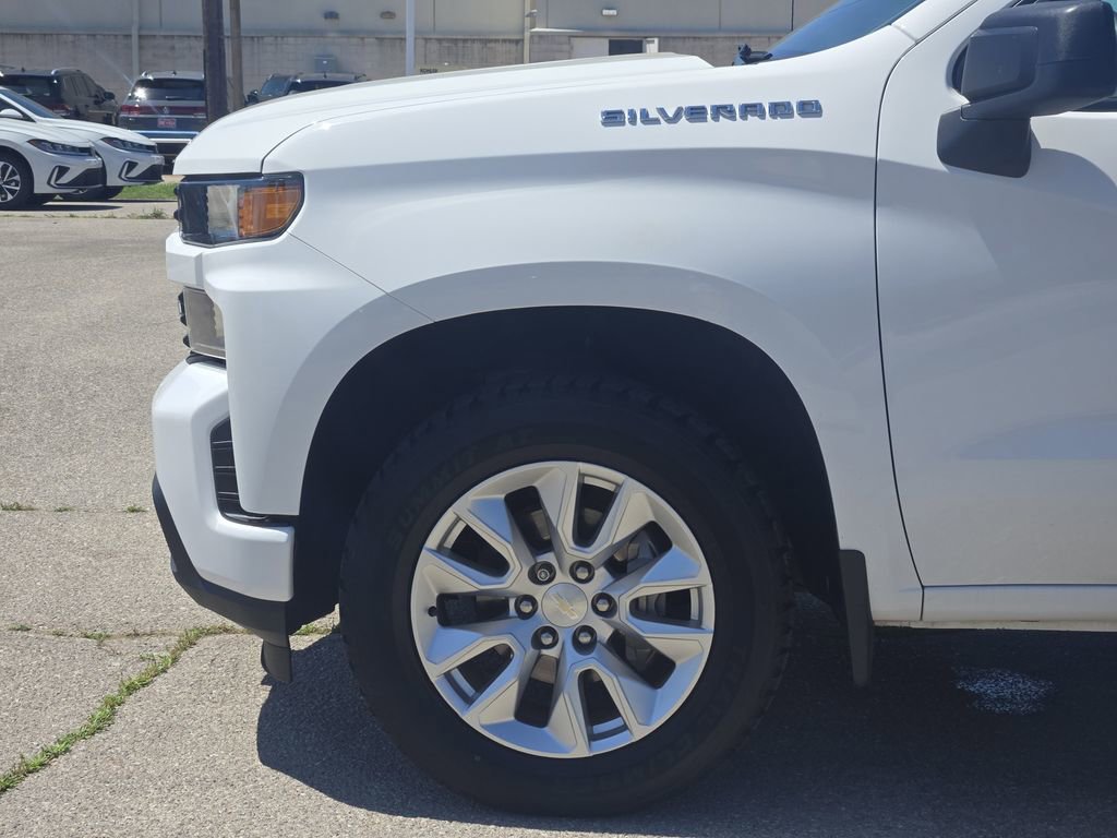 Used 2022 Chevrolet Silverado 1500 Custom RWD image 9