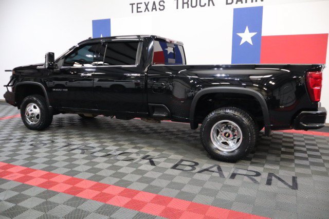 Used 2020 Chevrolet Silverado 3500 High Country w/ Safety Package II AWD/4WD image 5