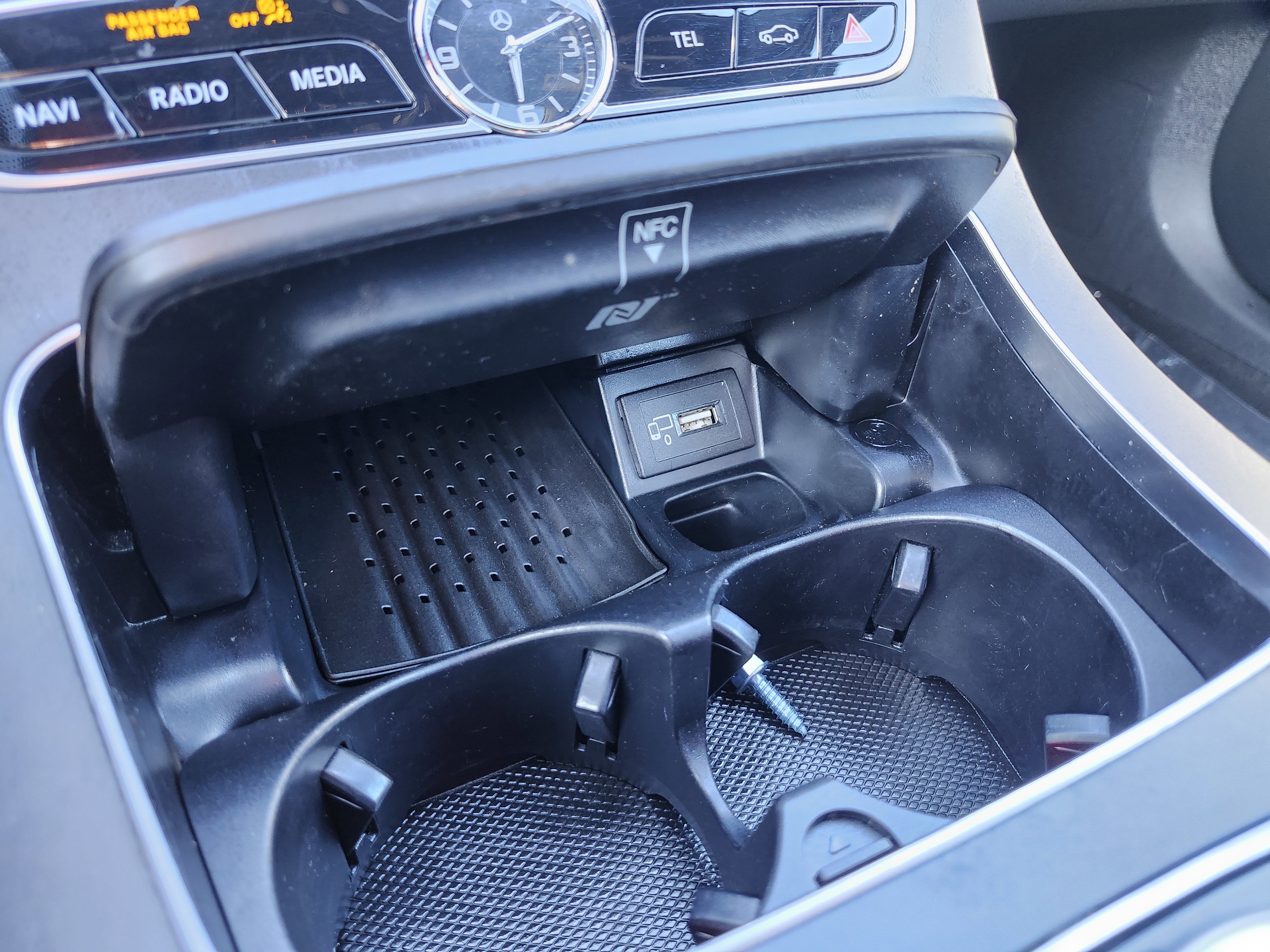 Used 2018 Mercedes-Benz E 400 E 400 w/ Premium 1 Package image 9