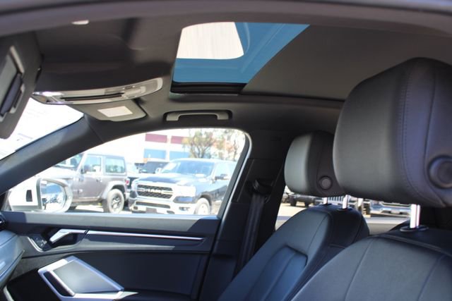 Used 2023 Audi Q3 2.0T Premium image 29
