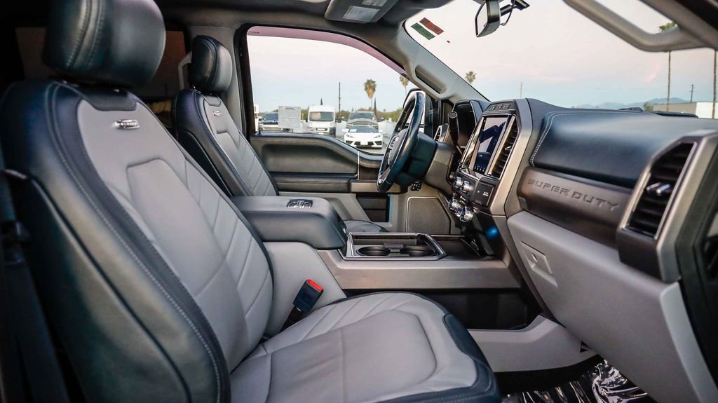 Used 2022 Ford F450 Limited w/ FX4 Off-Road Package image 21