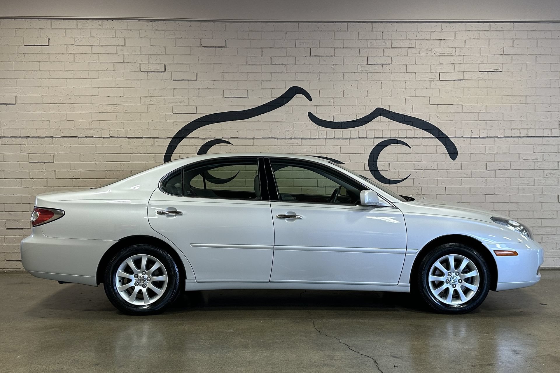 Used 2002 Lexus ES 330 FWD image 3