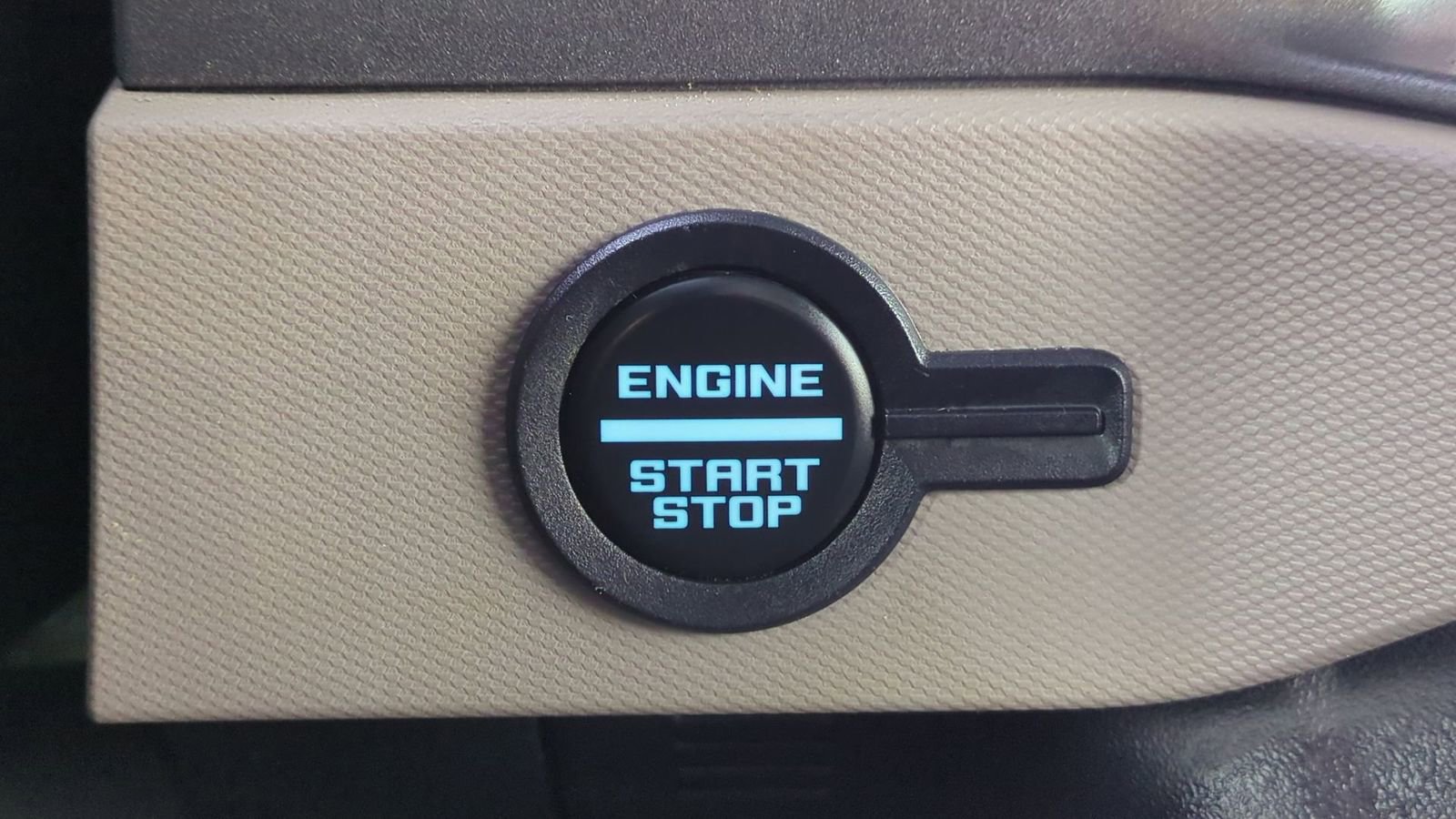 Certified 2024 Ford Bronco Wildtrak image 29