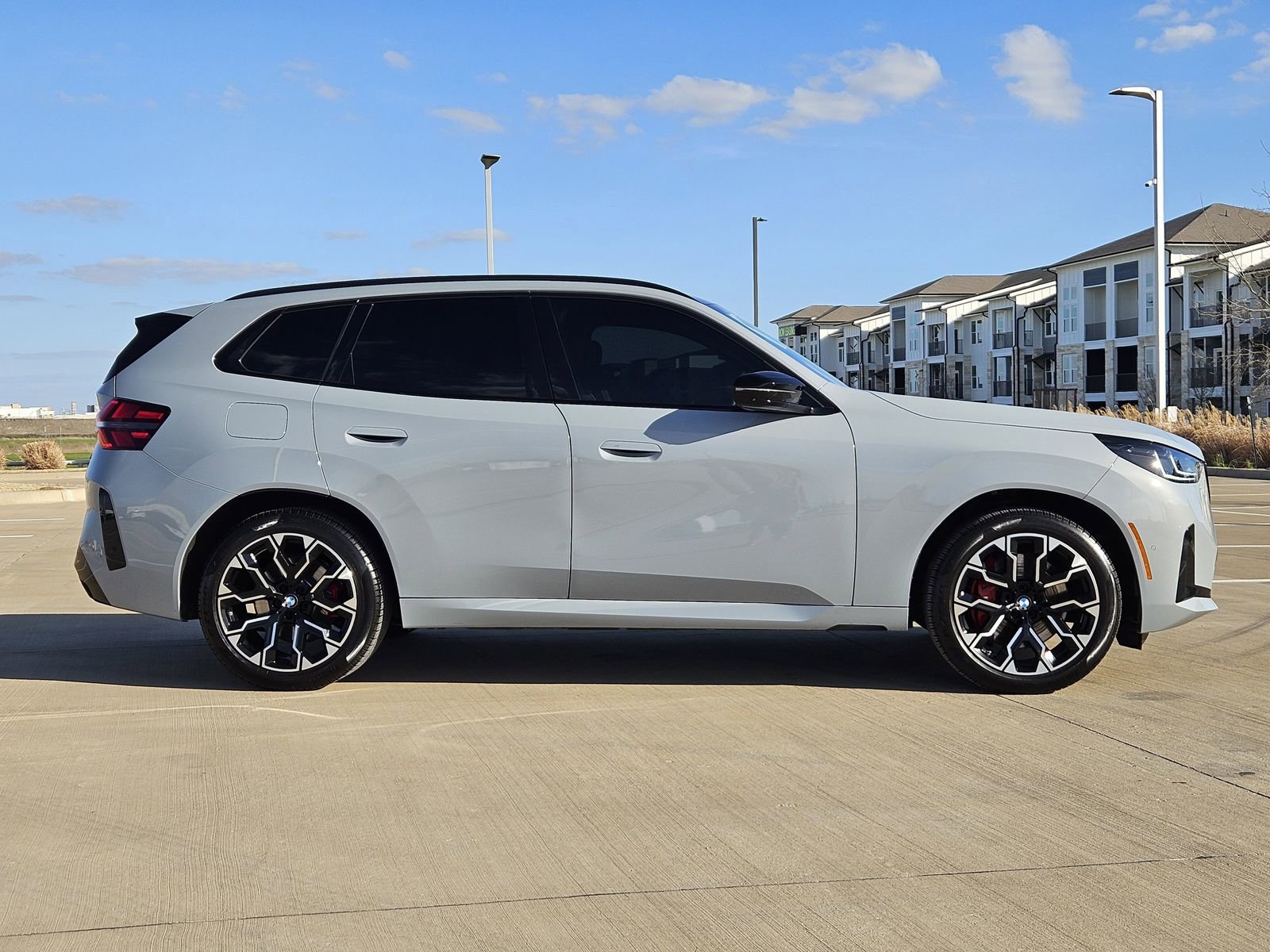 Used 2025 BMW X3 M50 w/ Premium Package image 7