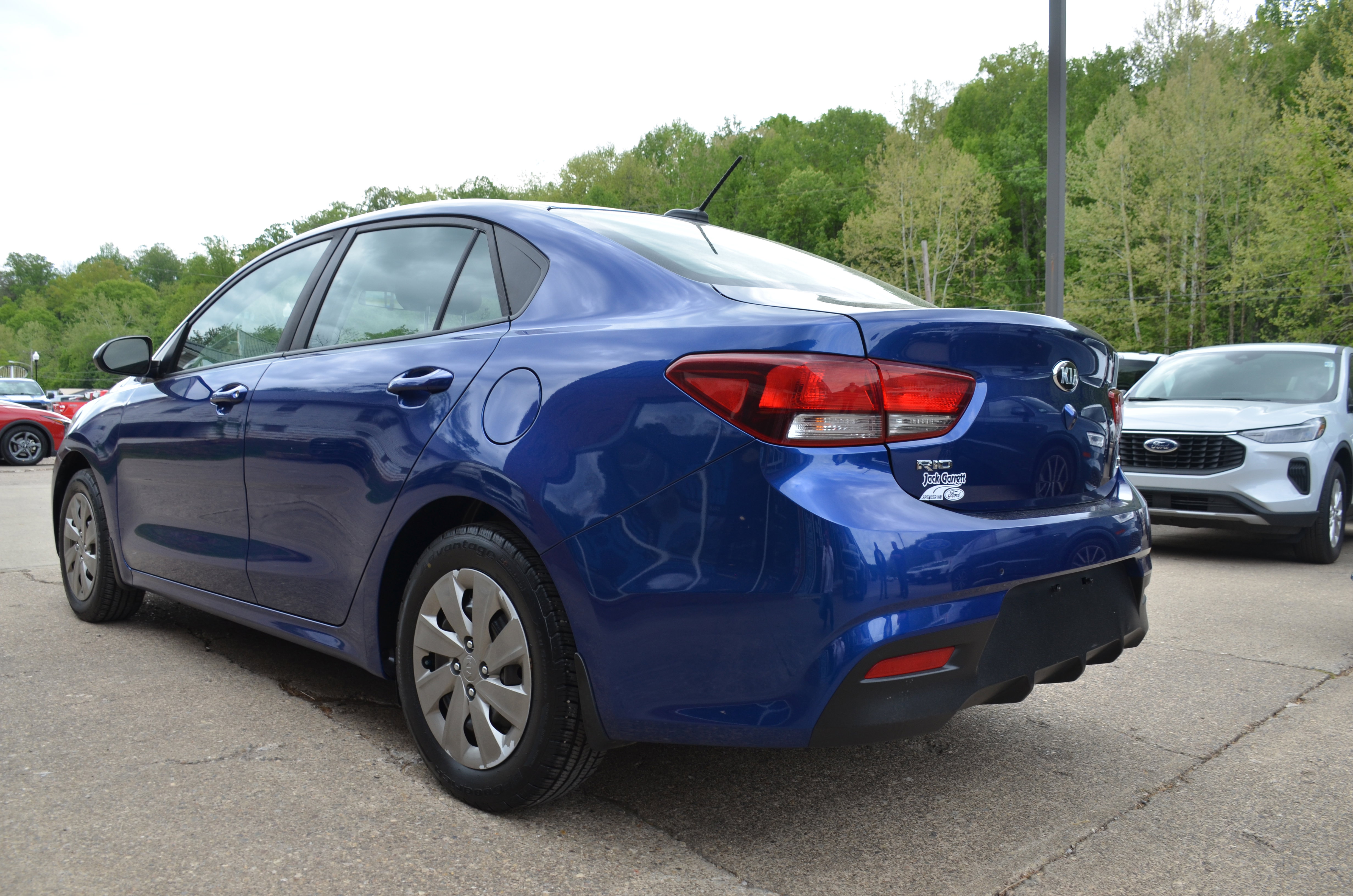 Used 2019 Kia Rio S w/ Technology Package FWD image 4