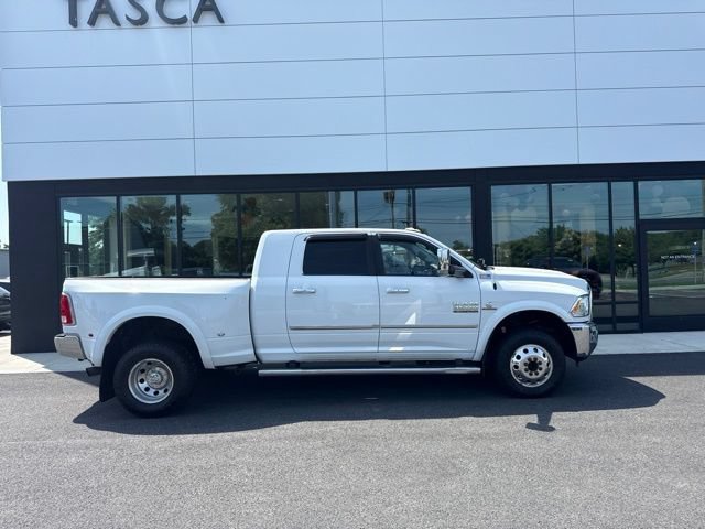Used 2015 RAM 3500 Laramie Longhorn AWD/4WD image 2