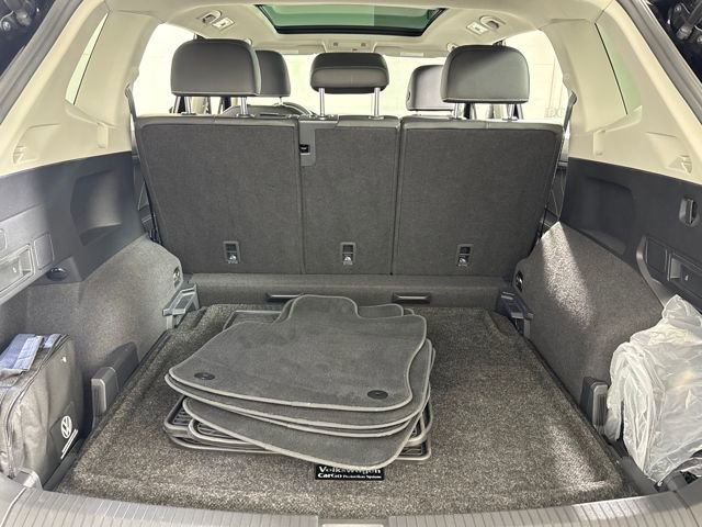 Used 2023 Volkswagen Tiguan SE w/ Panoramic Sunroof Package AWD/4WD image 20