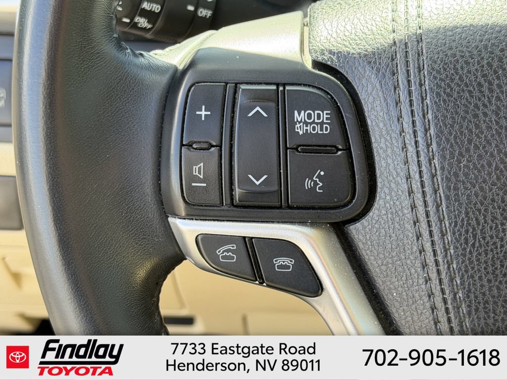 Certified 2016 Toyota Highlander Limited FWD image 25