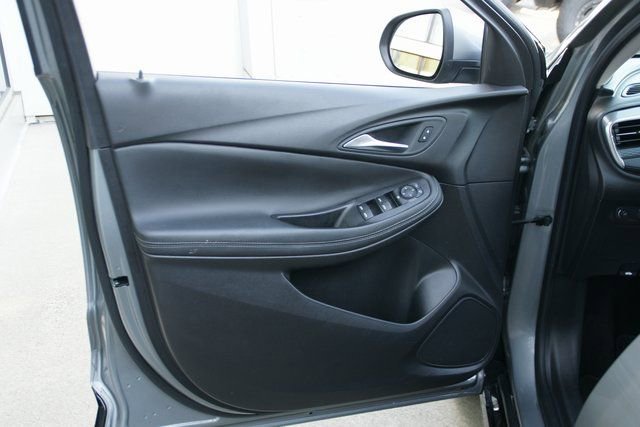 Used 2024 Buick Encore GX Sport Touring image 13