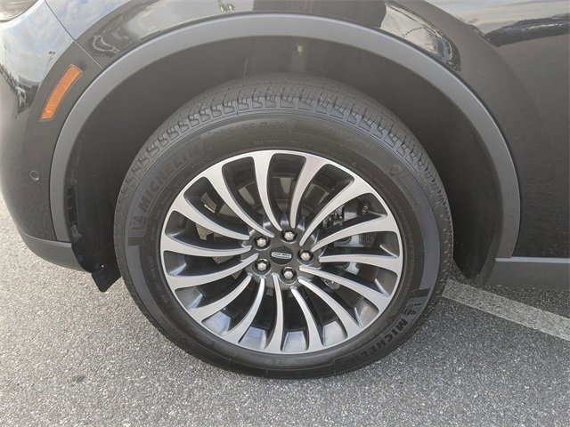 Used 2022 Lincoln Aviator Reserve w/ Class IV Trailer Tow Package image 32